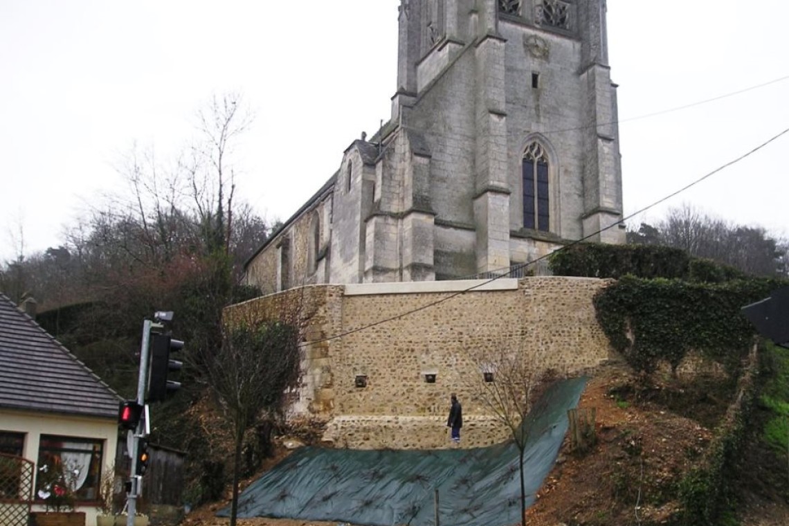 Mur de soutènement drainé - tiranté