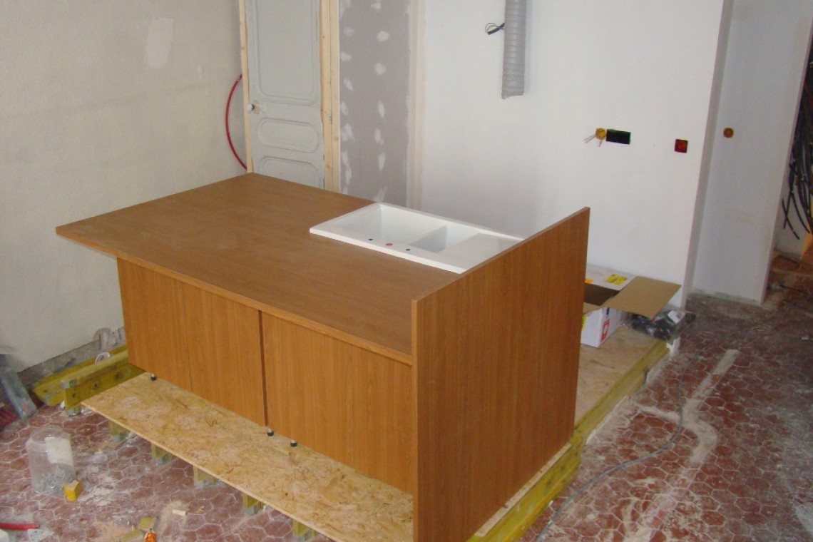 assemblage meuble cuisine sur mesure